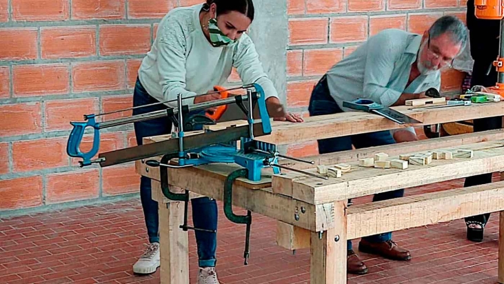 Mar del Plata: concluso il corso di falegnameria promosso dal Comites